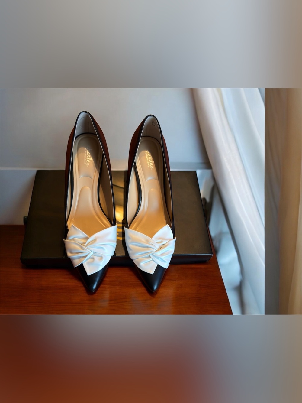 Charles David Avril-1 Bow Pump Heels Black/White Size 9M – Worn Once w/ Box